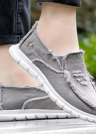 Women's shoes Daisy embroidery, casual sneaker - MimiStylez