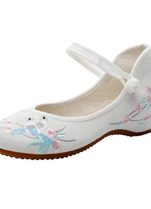 Chinese Embroidery Women Shoes Elegant
