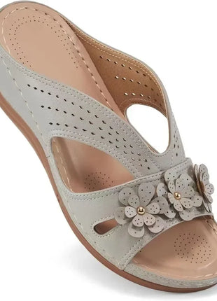 Women's Slippers Casual Flower Hollow Wedge Shoes Non-slip Sandals