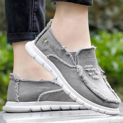 Women's shoes Daisy embroidery, casual sneaker - MimiStylez