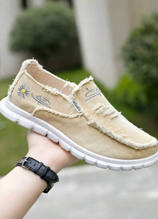 Women's shoes Daisy embroidery, casual sneaker - MimiStylez