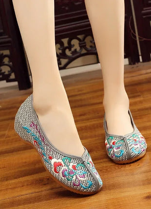 Chinese Embroidery Women Shoes Elegant