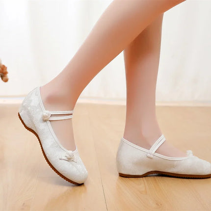Chinese Embroidery Women Shoes Elegant