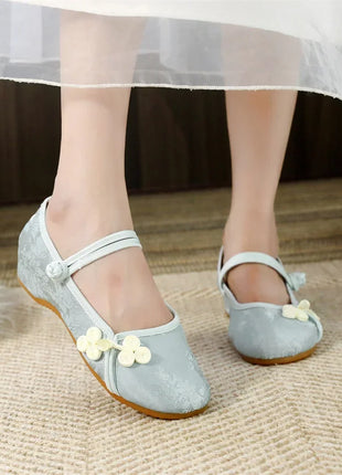 Chinese Embroidery Women Shoes Elegant