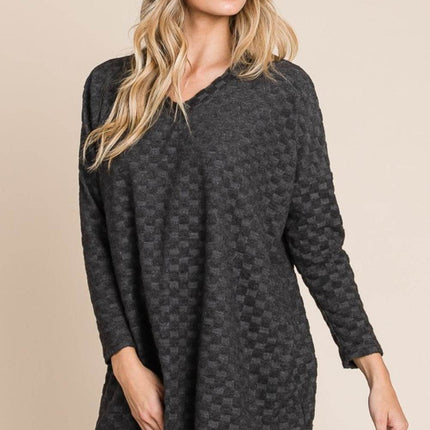 BOMBOM Checkered Long Sleeve V-Neck T-Shirt - MimiStylez