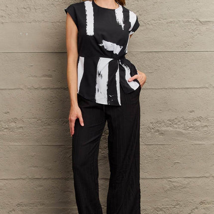 Printed Round Neck Short Sleeve Blouse - MimiStylez