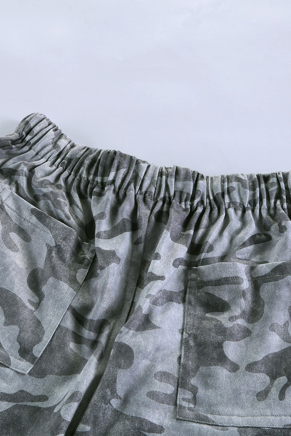 Gray Camouflage Drawstring Casual Elastic Waist Pocketed Shorts