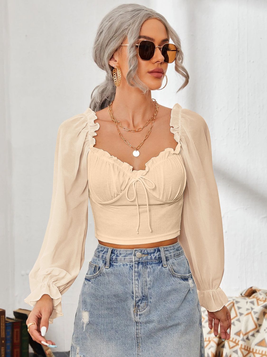 Mesh Sweetheart Neck Flounce Sleeve Top