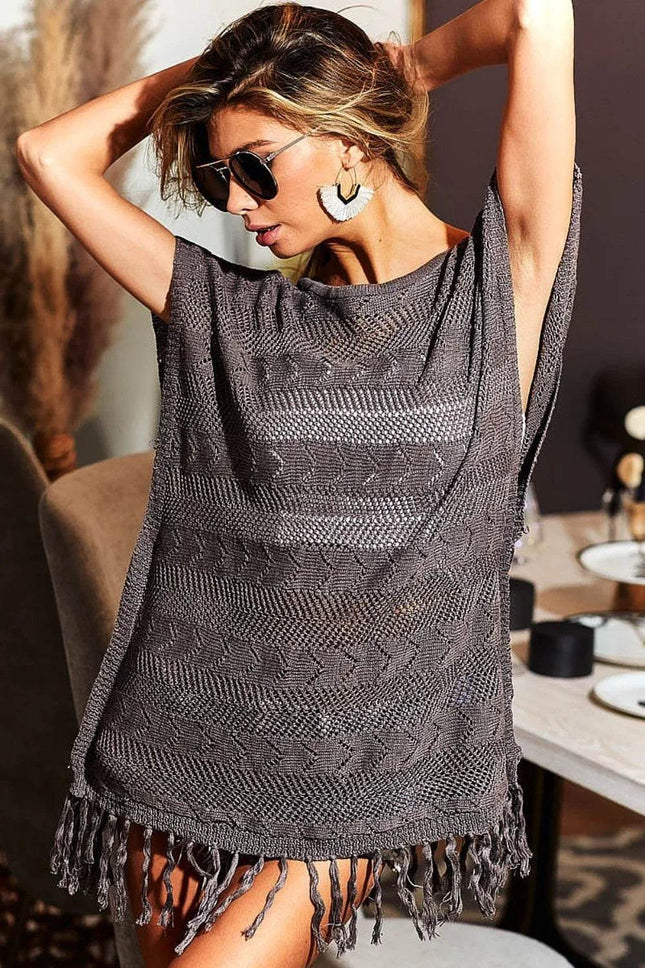 BiBi Fringed Hem Short Sleeve Knit Top - MimiStylez