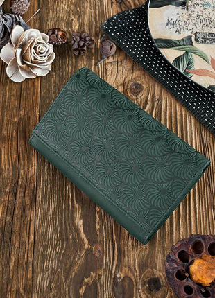 Geometric Embossed, 8 Card Slots, Coin Pocket & Zipper Compartments - MimiStylez