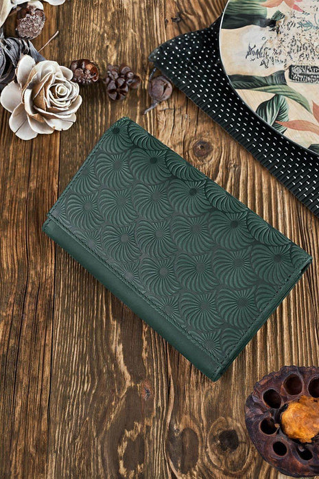 Geometric Embossed, 8 Card Slots, Coin Pocket & Zipper Compartments - MimiStylez