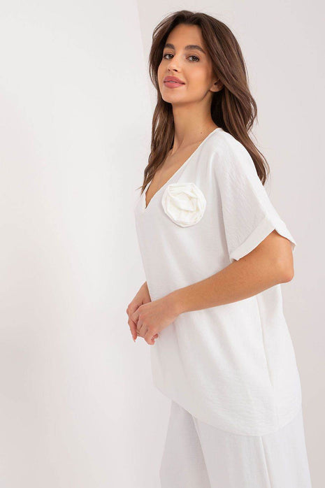 Oversize V-Neck Blouse with Short Sleeves – Casual Elegance - MimiStylez