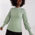 Pale green / s