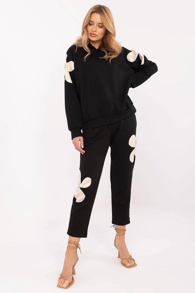 Elegant Women's Tracksuit Set with Floral Zircon Details - MimiStylez