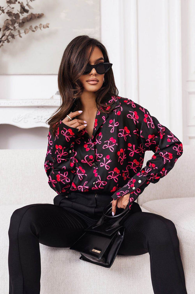 Elegant Striped Shirt with Inscriptions & Wide Cuffs – Classic with a Twist - MimiStylez