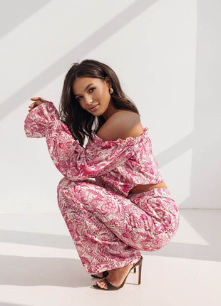 Elegant Two-Piece Women's Set with Spanish Neckline Blouse and High-Waisted Trousers - MimiStylez