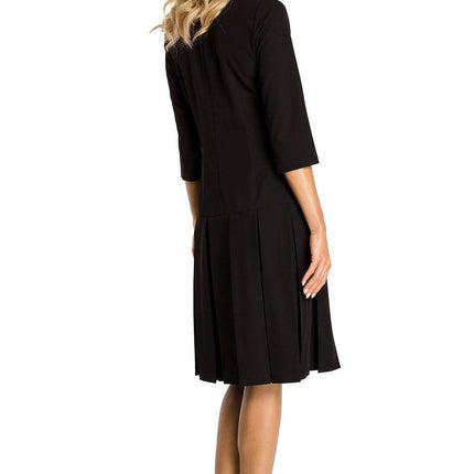 Short-Sleeve Dress with Dropped Waist and Contrasting Ruffles - MimiStylez