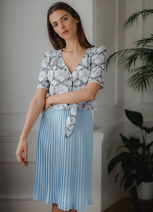 Patterned Short Shirt with Heart Neckline & Tie Front - MimiStylez