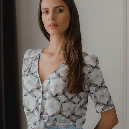 Patterned Short Shirt with Heart Neckline & Tie Front - MimiStylez