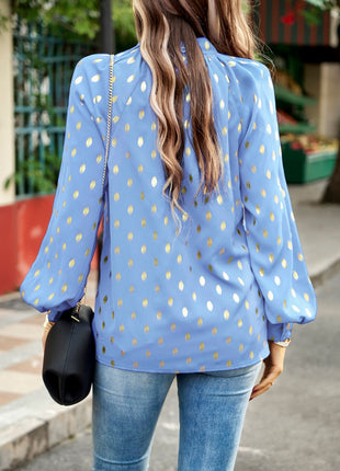 Blusa com decote falso e manga lanterna