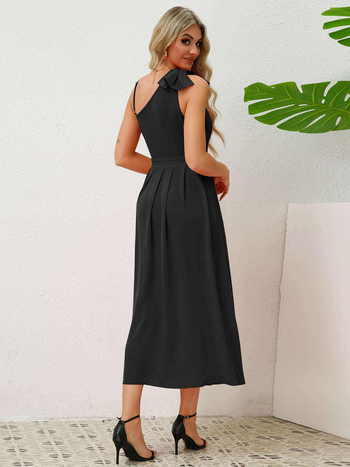 Bow Asymmetrical Neck Sleeveless Dress