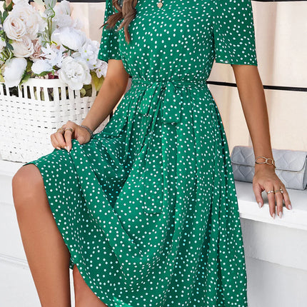 Vestido estampado de manga corta con cuello redondo