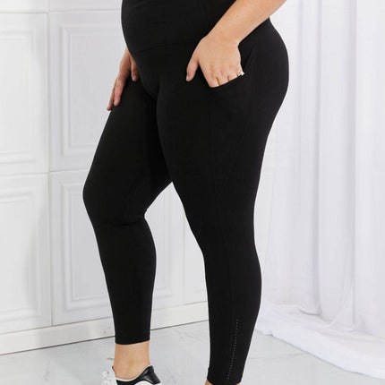 Leggings Depot Full Size Strengthen and Lengthen Reflective Dot Active Leggings - MimiStylez