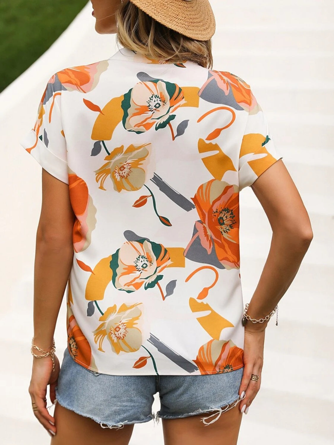 Printed Notched Short Sleeve Blouse