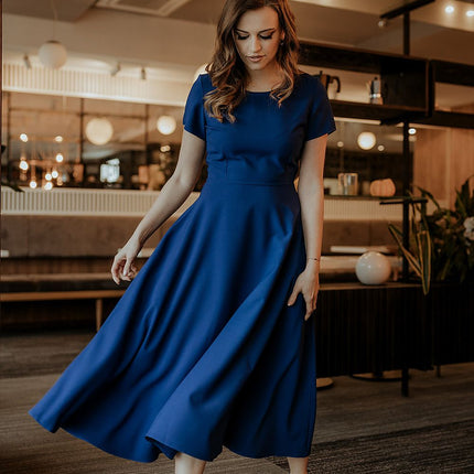 Elegant Long Dress with Flared Bottom & Easy Zipper Closure - MimiStylez