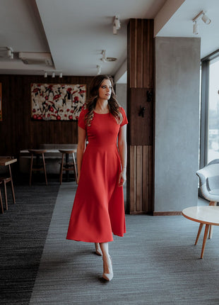 Elegant Long Dress with Flared Bottom & Easy Zipper Closure - MimiStylez