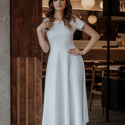Elegant Long Dress with Flared Bottom & Easy Zipper Closure - MimiStylez