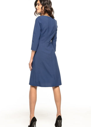 Elegant Trapeze Dress with Darts & 3/4 Sleeves - MimiStylez