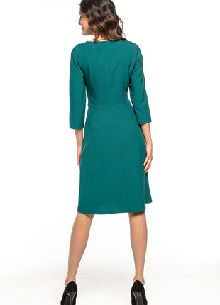 Elegant Trapeze Dress with Darts & 3/4 Sleeves - MimiStylez