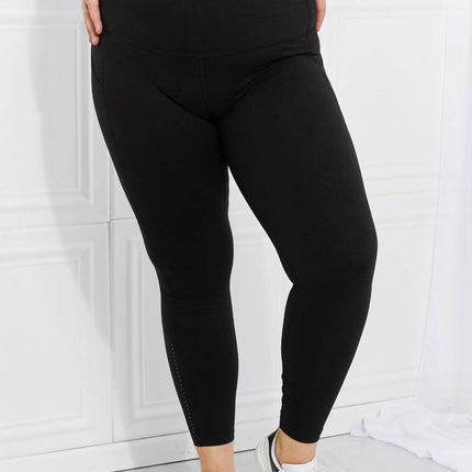 Leggings Depot Full Size Strengthen and Lengthen Reflective Dot Active Leggings - MimiStylez