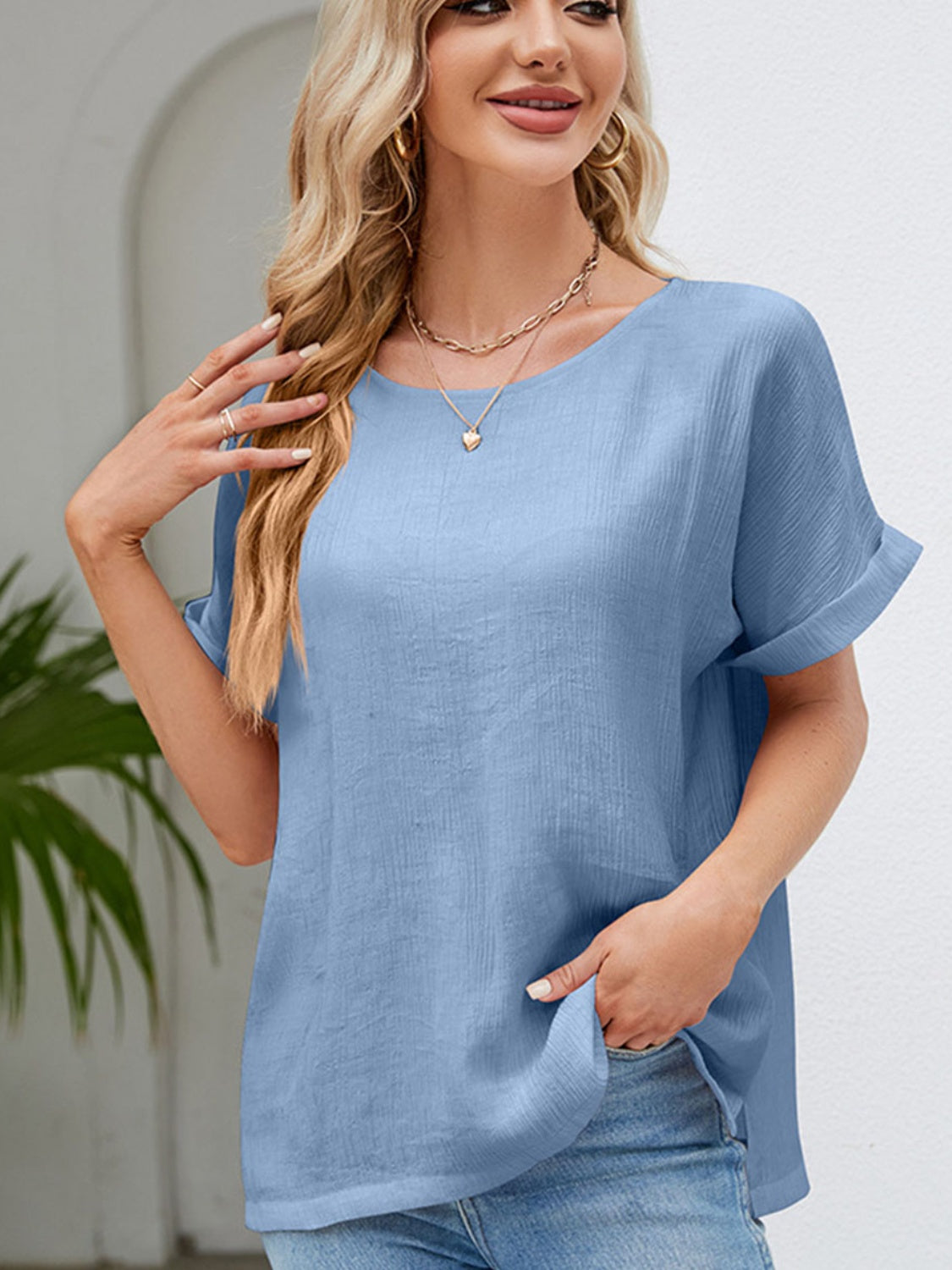 Blusa de manga corta con cuello redondo