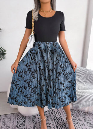Printed Round Neck Pleated Dress - MimiStylez