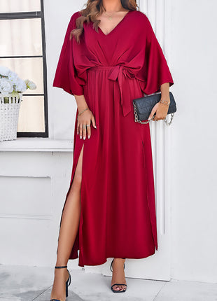 Vestido de manga tres cuartos con cuello en V y abertura anudada