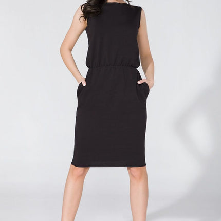 Knit Dress with Seam Pockets & Raw Hem Details - MimiStylez