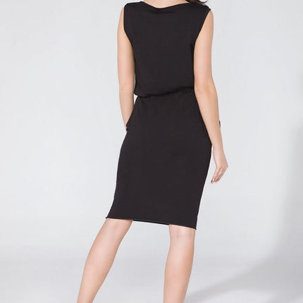 Knit Dress with Seam Pockets & Raw Hem Details - MimiStylez