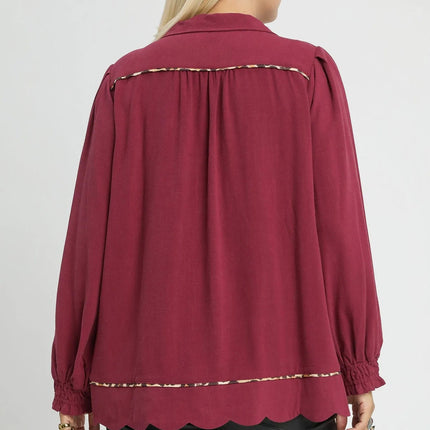 Umgee Full Size Linen Scallop Hem Blouse with Contrast Trim Plus Size - MimiStylez