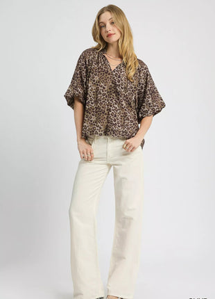 Umgee Leopard Bubble Sleeve Scalloped Hem Blouse - MimiStylez