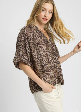 Umgee Leopard Bubble Sleeve Scalloped Hem Blouse - MimiStylez